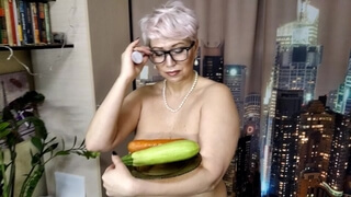 MILF Secretary with Zucchini and Carrots in Wet Mature Cunt... Vaginal Testing of a Mature Slutty ))
