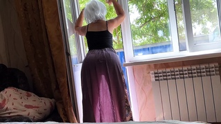 Through a transparent milf dress, you can see her ass for anal sex