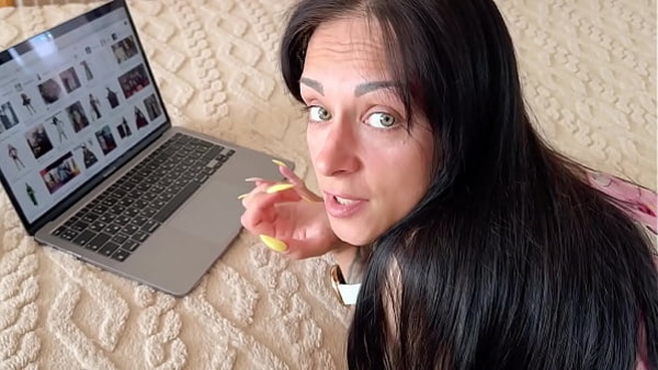 Stepdaughter chose a costume for Halloween and wanted to take her Stepdad dick in her mouth and suck it deeply while her Stepmom wasn't home.