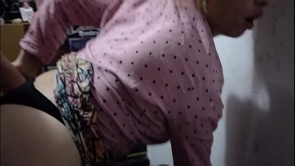 Lady blowjobs!! With a happy ending......