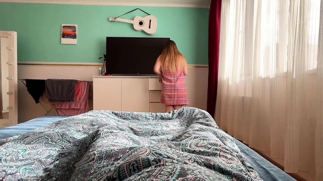 Homemade Porn with Conversations and Loud Moans