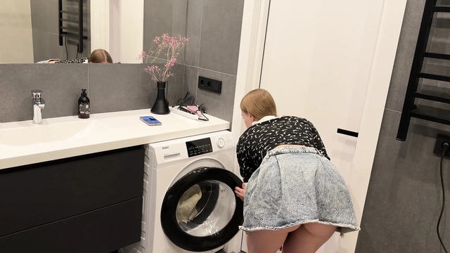 IMAGINE, I'M STUCK IN THE WASHING MACHINE! I fucked my stepsister in the washing machine